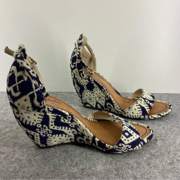 Seychelles Thyme Navy Print Ankle Strap Wedges Women’s Size 7 - Picture 10 of 11